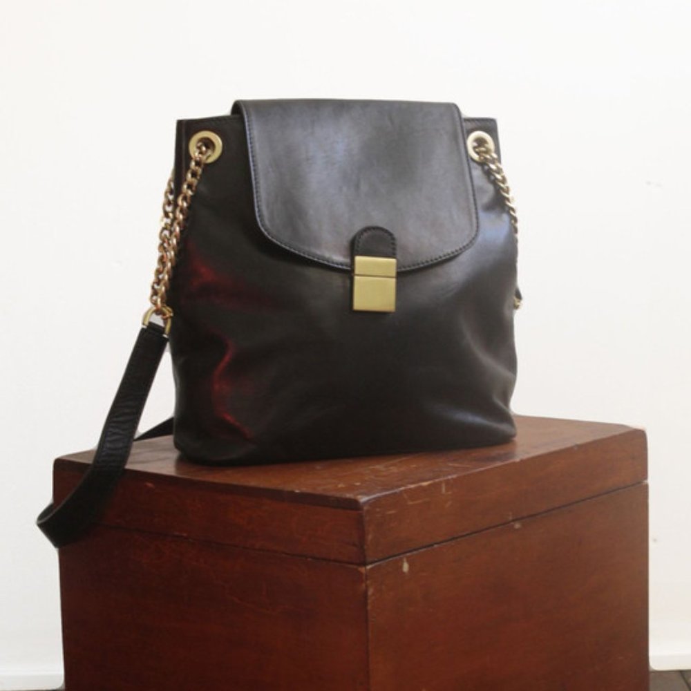 Benah Black Leather Gold Chain Bag